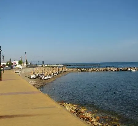 Apartament Nickys Place Perea *